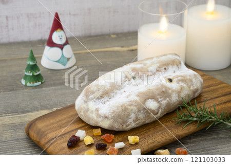 Stollen	 121103033
