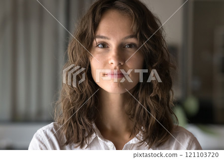 Portrait of young professional woman, close up 121103720