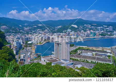 View to the north from the observation deck at the summit station of the Atami Ropeway in Atami City, Shizuoka Prefecture (Atami city, Mt. Iwato, etc.) 121103817