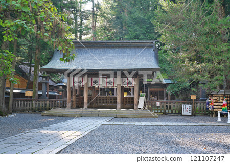 [Suwa Taisha Kamisha Honmiya] Miyayama, Nakasu, Suwa City, Nagano Prefecture 121107247