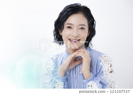 Beauty Women's portraits 121107537
