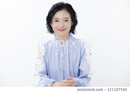 Beauty Women's portraits 121107580