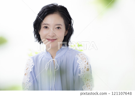Beauty Women's portraits 121107648