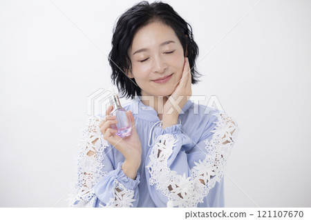 Beauty Women's portraits 121107670