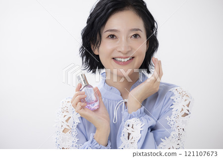 Beauty Women's portraits 121107673