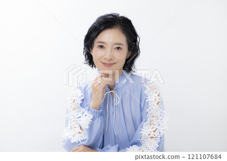 Beauty Women's portraits 121107684