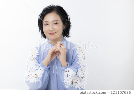 Beauty Women's portraits 121107686