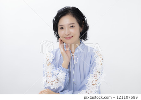 Beauty Women's portraits 121107689