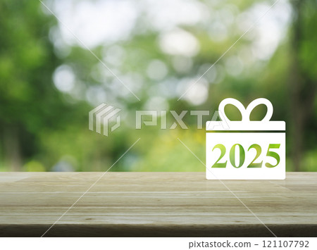 Business happy new year 2025 shopping concept Business happy new year 2025 shopping concept 121107792
