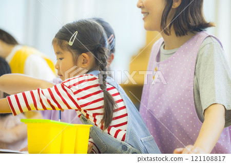 Art class after-school care image Art class after-school care image 121108817