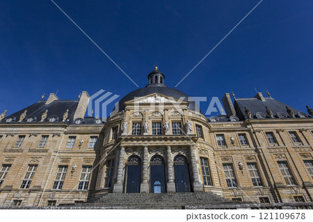 Vaux le vicomte castle, Maincy, France Vaux le vicomte castle, Maincy, France 121109678