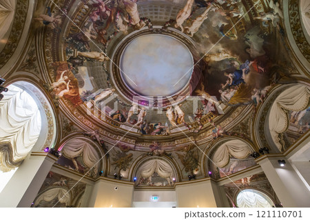 Sully wing, The Louvre, Paris, France 121110701
