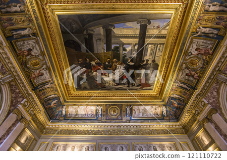 Sully wing, The Louvre, Paris, France 121110722