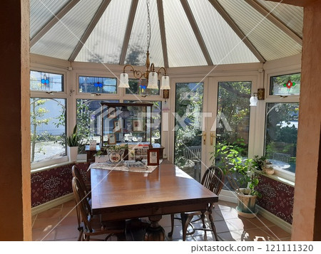 英式花園露台美麗的內飾 121111320