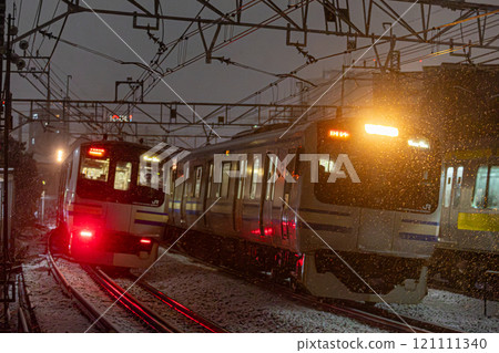 Running in a snowstorm Running in a snowstorm 121111340