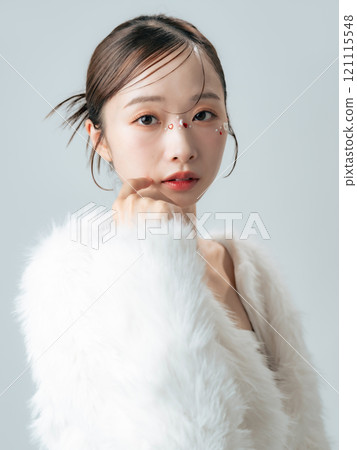Fashion image of a woman wearing a fur coat Cosmetics, beauty, skin care Fashion image of a woman wearing a fur coat Cosmetics, beauty, skin care 121115548