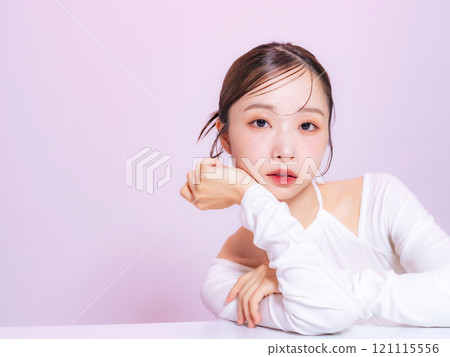 女性美容肖像護膚化妝品 121115556