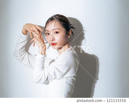 女性美容肖像護膚化妝品 121115558