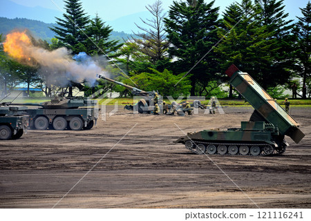 Chubu, Japan Ground Self-Defense Force, Fuji School Commemorative Event, 155mm howitzer firing and rear support, Oyama Town, Shizuoka Prefecture (2) Chubu, Japan Ground Self-Defense Force, Fuji School Commemorative Event, 155mm howitzer firing and rear support, Oyama Town, Shizuoka Prefecture (2) 121116241