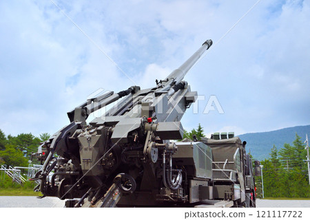 Chubu, Ground Self-Defense Force, Fuji School Commemorative Event Exhibition, New Type 19 Wheeled Self-Propelled 155mm Howitzer, Oyama Town, Shizuoka Prefecture (2) 121117722