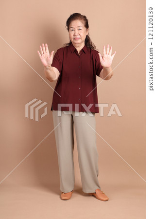 Senior East Asian Woman 121120139