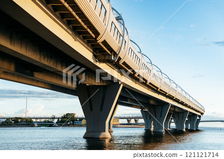 bridge over water, expressway against the sky 121121714
