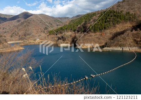 Lake Okushima in early winter, Nakanojo Town, Gunma Prefecture 121123211