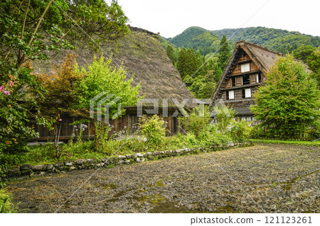 Shirakawago in autumn 121123261