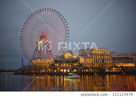 Yokohama Ferris Wheel night view-4 121123479
