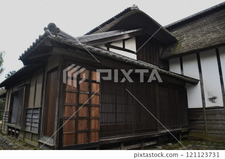 【冬季古民居全景】 121123731
