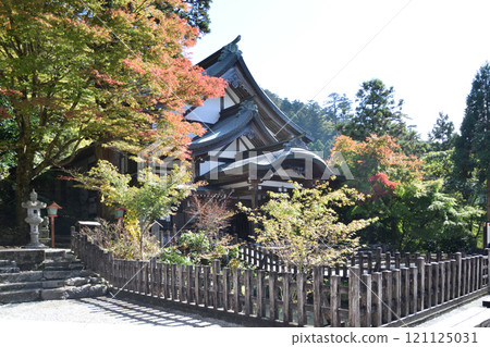 Hikoshiyama Shrine Hikoshiyama Shrine 121125031
