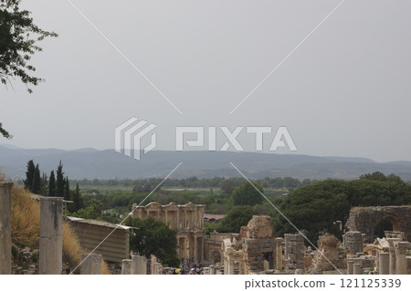 Library of Celsus in Ephesus near Izmir, Turkey 121125339