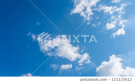 White clouds flowing in the blue sky 121125612