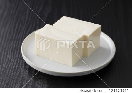Silk tofu 121125965