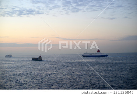 Seto Inland Sea route at sunrise-1 121126045