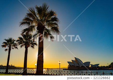雪梨歌劇院與日落 雪梨歌劇院與日落 121126662