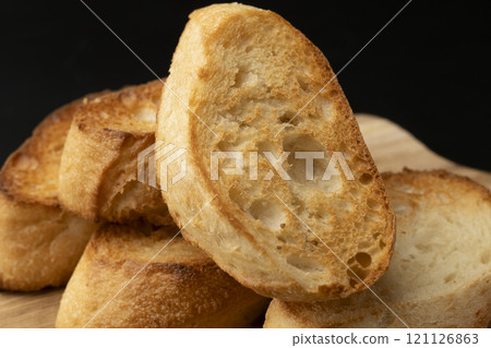 烤法國麵包 烤法國麵包 121126863