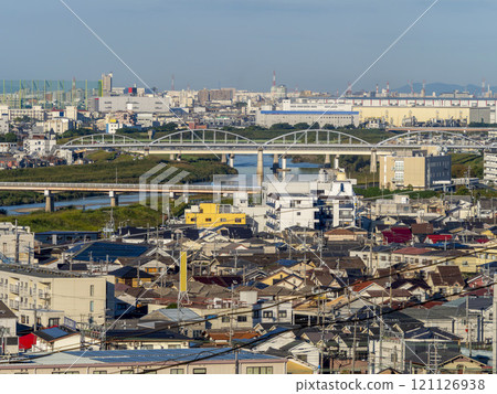 City scenery along the Yamato River 121126938