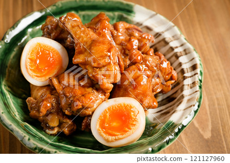 Sweet and spicy chicken wings 121127960