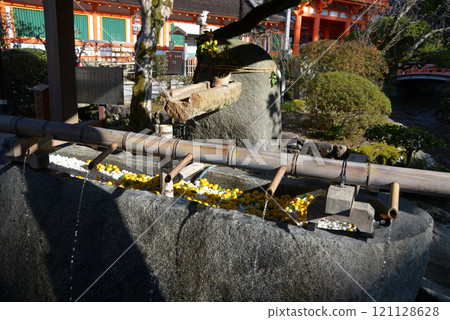 京都市北區上賀茂神社長足缽 京都市北區上賀茂神社長足缽 121128628