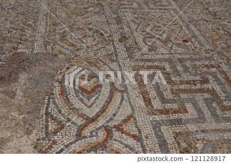 Mosaic pattern on the floor of Ephesus ruins near Izmir, Türkiye Mosaic pattern on the floor of Ephesus ruins near Izmir, Türkiye 121128917