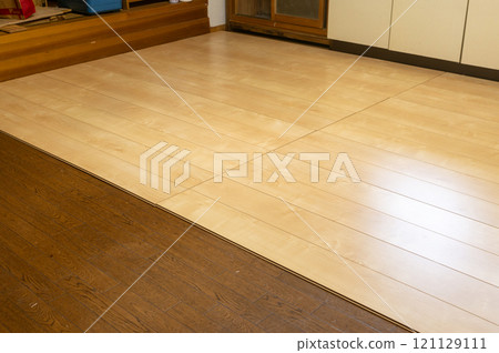 Replacing light-coloured flooring Replacing light-coloured flooring 121129111