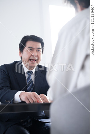 Images of police interrogations, pressure interviews, and power harassment 121129404