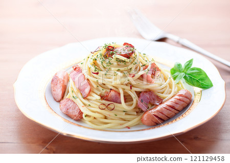 Bacon and Wiener Peperoncino Spaghetti 121129458