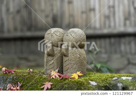Autumn Shisendo: Adorable Jizo standing in a moss-covered garden 121129967