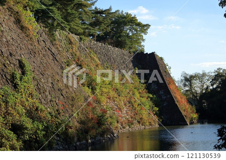 Scenery of the castle moat and high stone walls Scenery of the castle moat and high stone walls 121130539