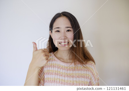 日本女人發出好兆頭 日本女人發出好兆頭 121131461
