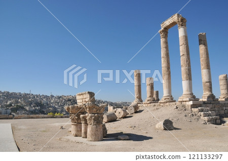 約旦, 安曼, Jabal Al Qalaa (城堡山), 安曼城堡, 大力士神廟 約旦, 安曼, Jabal Al Qalaa (城堡山), 安曼城堡, 大力士神廟 121133297