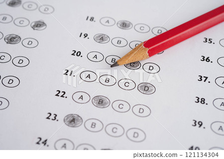 Answer sheets with pencil drawing fill to select choice, education concept. Answer sheets with pencil drawing fill to select choice, education concept. 121134304