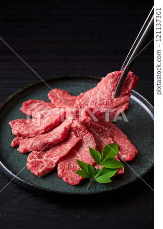 烤肉用國產和牛（紅肉） 121137301